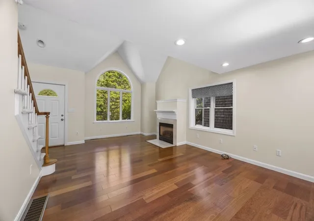 5th image of 12 S Sandwich Rd, Sandwich, MA 02563 | MLS# 73549567