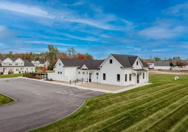 Photo 4 of Sale Pending at 36 Sarahbeth #44, Rochester, MA 02770 | MLS# 73565147 | Listing updated on 2026-09-23