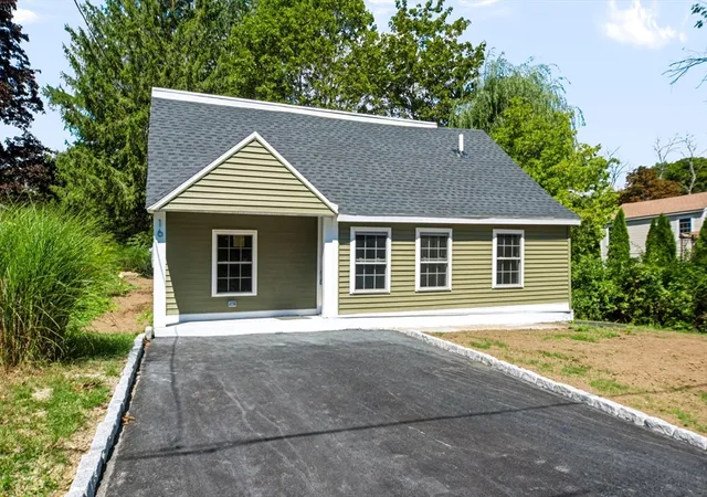 Photo 3 of Single family home for sale at 16 Winter Pl, Winchendon, MA 01475 | MLS# 73568807 | Listing updated on 2026-09-01