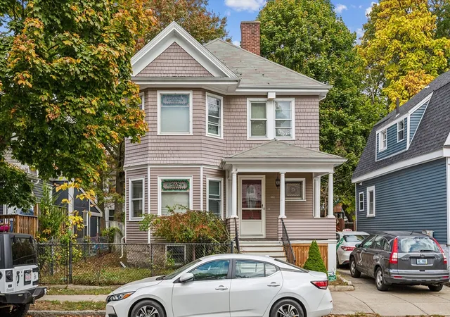 Photo 3 of Single family home for sale at 563 Union St, New Bedford, MA 02740 | MLS# 73568516 | Listing updated on 2026-09-25