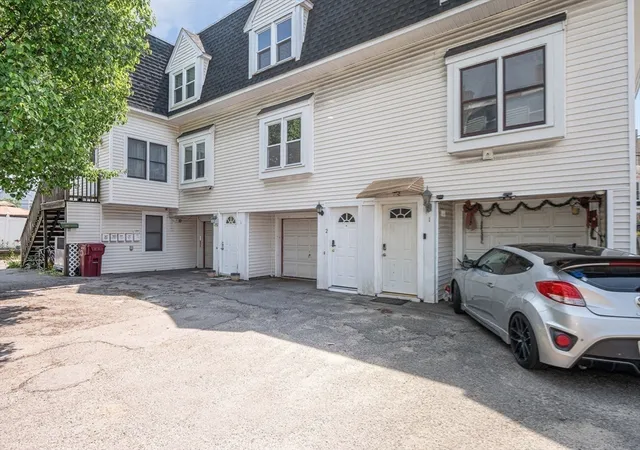 2nd image of 54 Gates St #2, Lowell, MA 01851 | MLS# 73554078