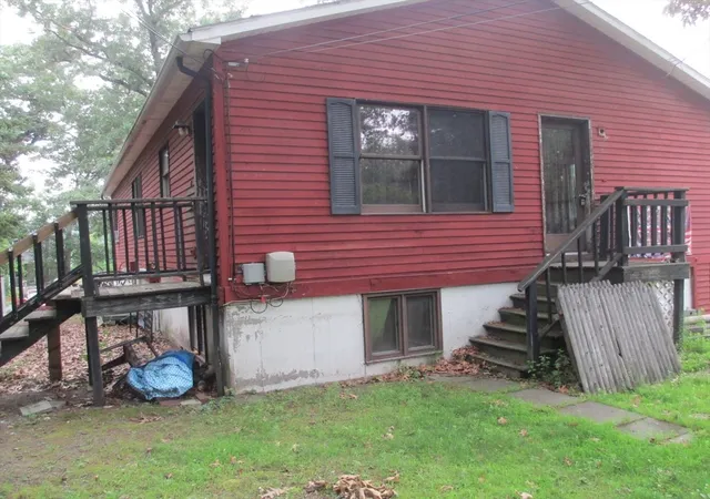 4th image of 150 Carver St, Tewksbury, MA 01876 | MLS# 73550945