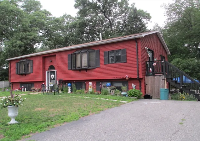 5th image of 150 Carver St, Tewksbury, MA 01876 | MLS# 73550945
