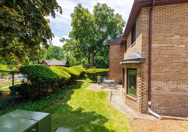 Photo 3 of Condo for sale at 11 Cobblestone Ln #11, Worcester, MA 01606 | MLS# 73533913 | Listing updated on 2026-09-17