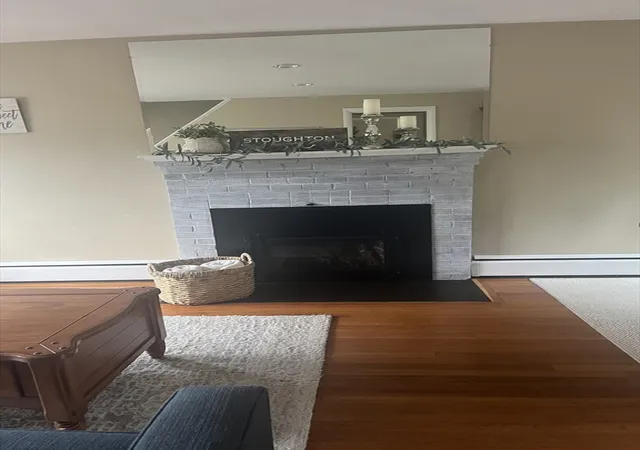 Photo 3 of Sale Pending at 195 Pearl St, Stoughton, MA 02072 | MLS# 73556839 | Listing updated on 2026-08-19