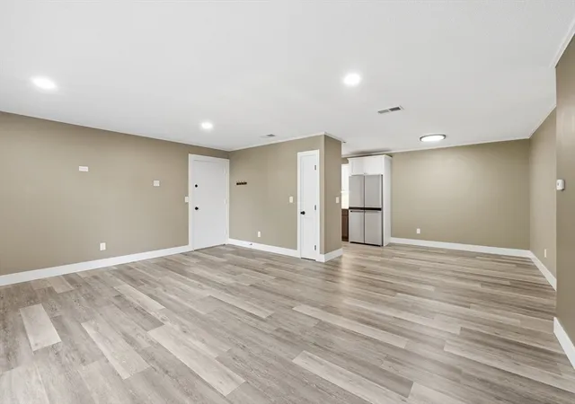 4th image of 17 Thayer Pond Dr, Oxford, MA 01540