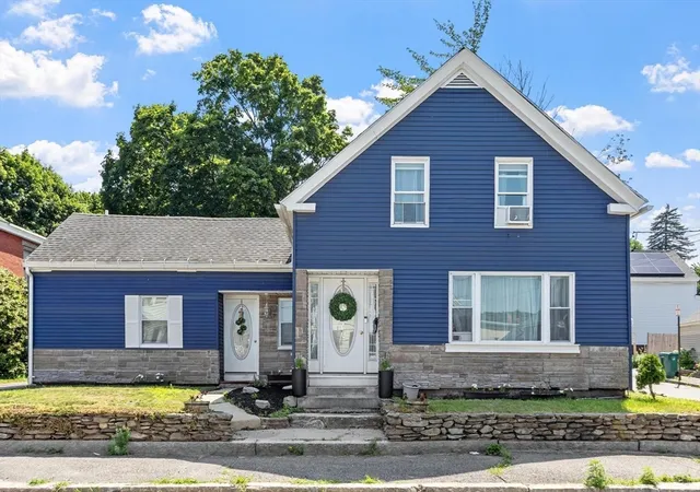 Homes for sale in Fitchburg, MA | 9 Cross St, Fitchburg, MA 01420 | MLS# 73549783
