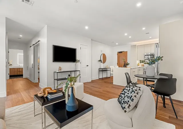 5th image of 1515 Commonwealth Ave #515, Boston, MA 02135 | MLS# 73545587