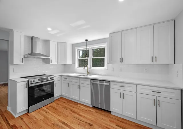 3rd image of 45 Hiley Brook Rd, Stow, MA 01775 | MLS# 73546035