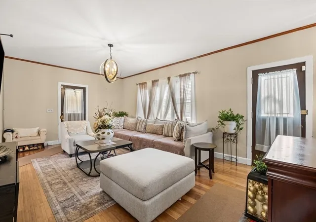 Photo 5 of Sale Pending at 7 Hopewell Rd, Hyde Park, MA 02136 | MLS# 73545311 | Listing updated on 2026-08-31