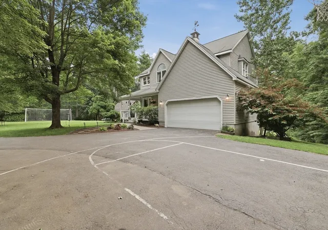 42nd image of 180 South Street, Berlin, MA 01503 | MLS# 73558477
