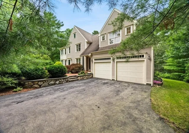 Photo 3 of Single family home for sale at 95 Little Herring Pond Rd, Plymouth, MA 02360 | MLS# 73557389 | Listing updated on 2026-09-13