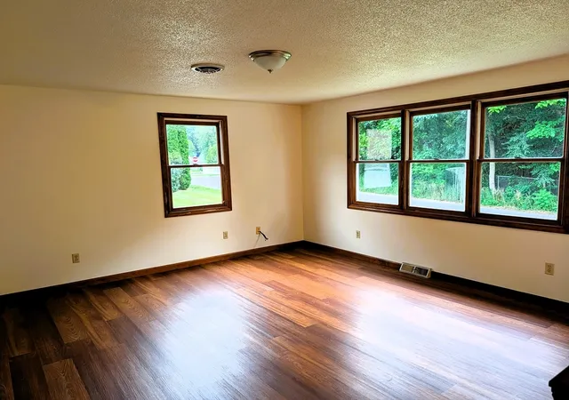 Photo 3 of Sale Pending at 22 Pine Needle Ln, Springfield, MA 01118 | MLS# 73555320 | Listing updated on 2026-09-15