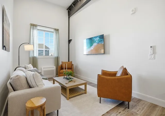 Homes for sale in Plymouth, MA | 10 Water Street #1, Plymouth, MA 02360 | MLS# 73522497