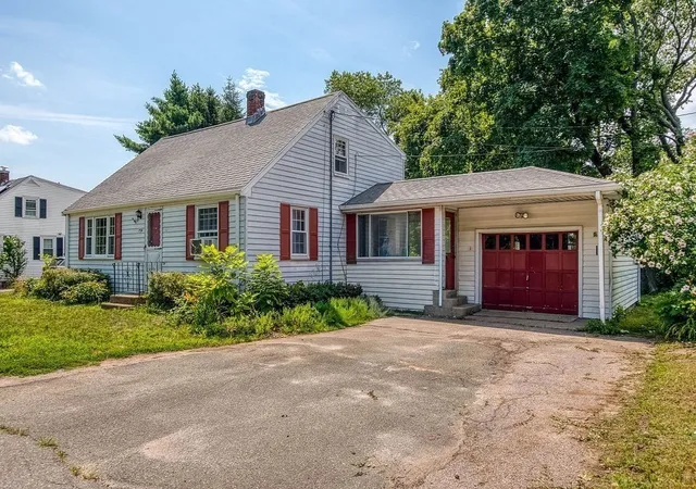 Homes for sale in Holbrook, MA | 734 South Street, Holbrook, MA 02343 | MLS# 73549544