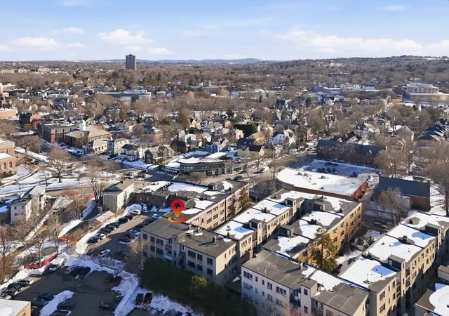 2nd image of 401 Washington St, Brookline, MA 02446
