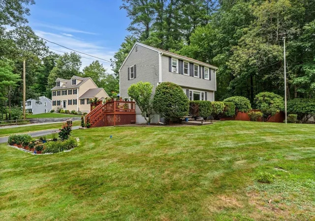 3rd image of 82 Keystone Ln, Billerica, MA 01821 | MLS# 73567907
