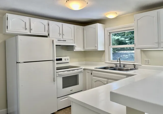 Homes for sale in Amherst, MA | 39 Jeffrey, Amherst, MA 01002 | MLS# 73534134