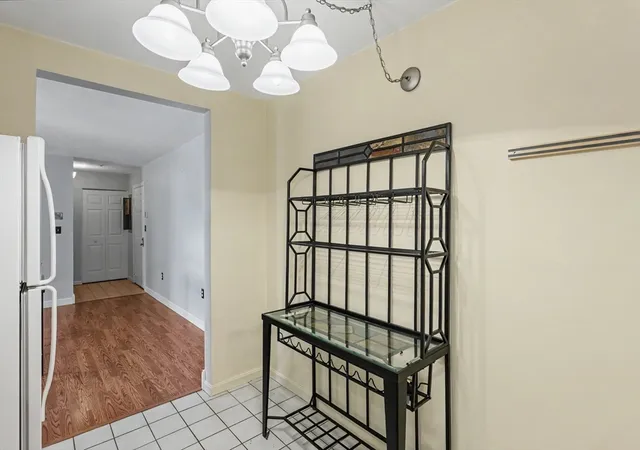 5th image of 198 Locust St #203, Lynn, MA 01904 | MLS# 73531566