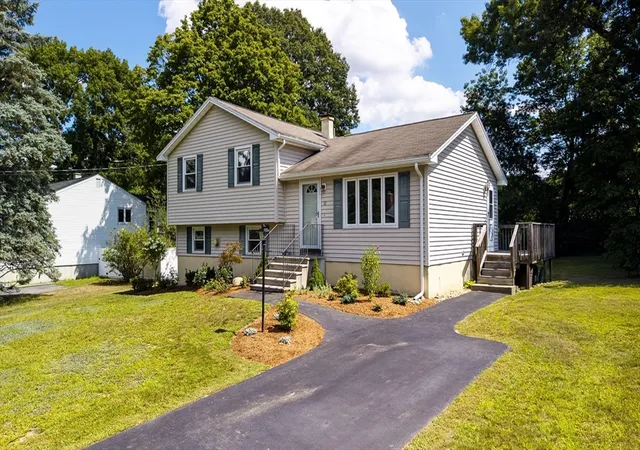 3rd image of 10 Chester Rd, Billerica, MA 01821 | MLS# 73566976