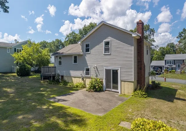 5th image of 10 Chester Rd, Billerica, MA 01821 | MLS# 73566976