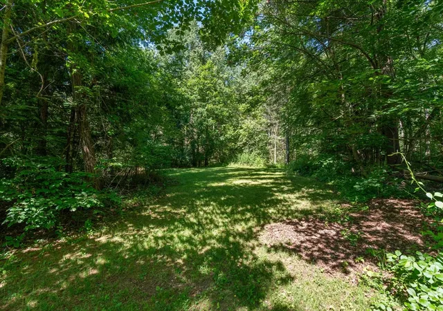 30th image of 7 Westland Dr, Spencer, MA 01562 | MLS# 73535186