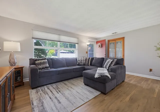 Photo 3 of Sale Pending at 212 Beacon St, Framingham, MA 01701 | MLS# 73534016 | Listing updated on 2026-06-29