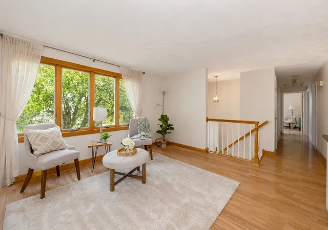 Homes for sale in Burlington, MA | 179 Fox Hill Rd, Burlington, MA 01803 | MLS# 73549380