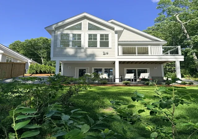 Homes for sale in Webster, MA | 26 Laurelwood Dr, Webster, MA 01570 | MLS# 73542689