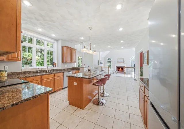 Homes for sale in Westford, MA | 4 Juneberry Ln, Westford, MA 01886 | MLS# 73545863