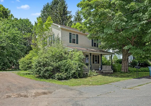 Homes for sale in Amherst, MA | 166 Summer St, Amherst, MA 01002 | MLS# 73549333