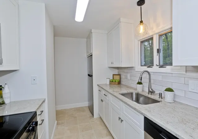 Listing Photo 4 - Condo for sale in building located at 2205 Boston Rd, Wilbraham, MA 01095 - Unit #C20