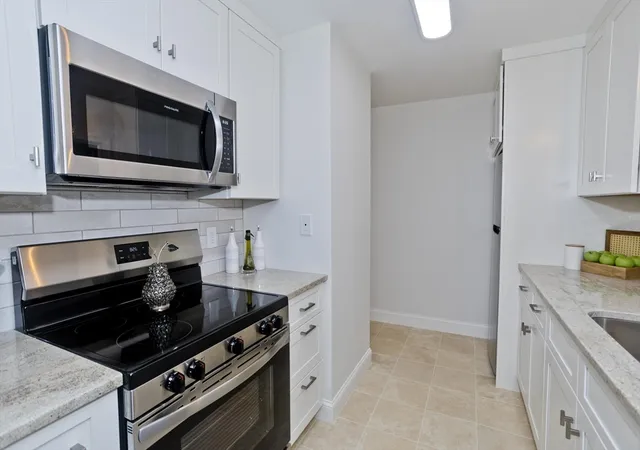 Listing Photo 5 - Condo for sale in building located at 2205 Boston Rd, Wilbraham, MA 01095 - Unit #C20
