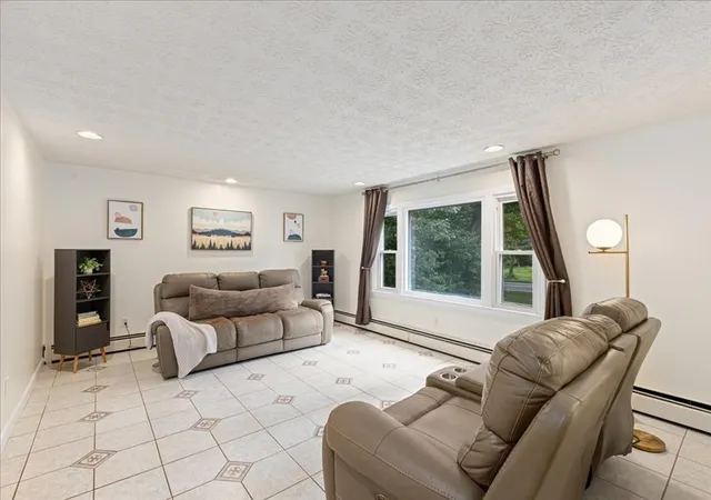Photo 3 of Single family home for sale at 5 Line Brk Rd, Atkinson, NH 03811 | MLS# 73570252 | Listing updated on 2026-09-04