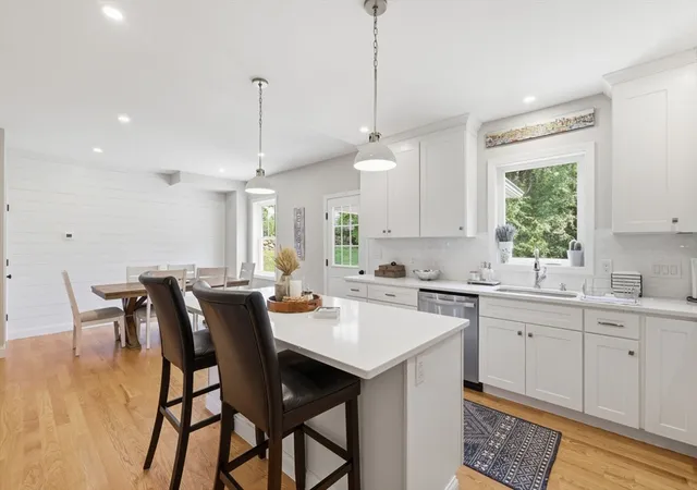 Photo 3 of Condo for sale at 9 Walnut Ave #9, Andover, MA 01810 | MLS# 73553339 | Listing updated on 2026-08-30