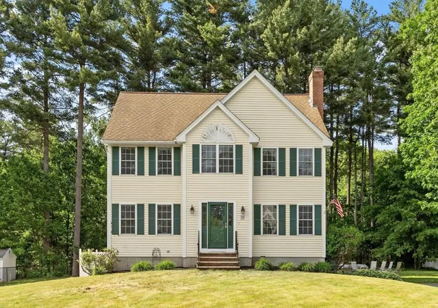 1st image of 135 Jennies Way, Tewksbury, MA 01876 | MLS# 73530987