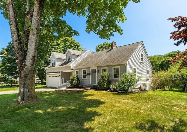 1st image of 67 Maple St, Wenham, MA 01984 | MLS# 73556024