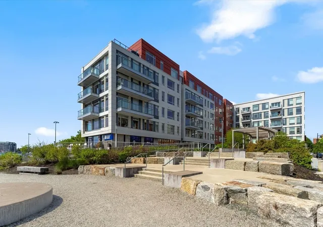 Listing Photo 2 - Condo for sale in The Mark at DeNormandie Wharf located at 99 Sumner St, Boston, MA 02128 - Unit #321