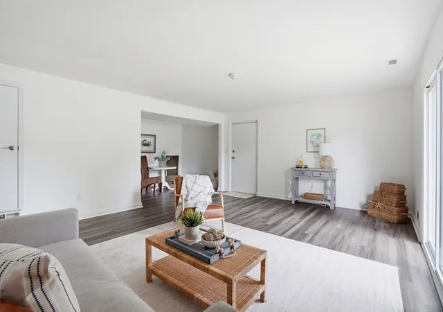 Homes for sale in Abington, MA | 10 Kingswood Dr #13, Abington, MA 02351 | MLS# 73526900