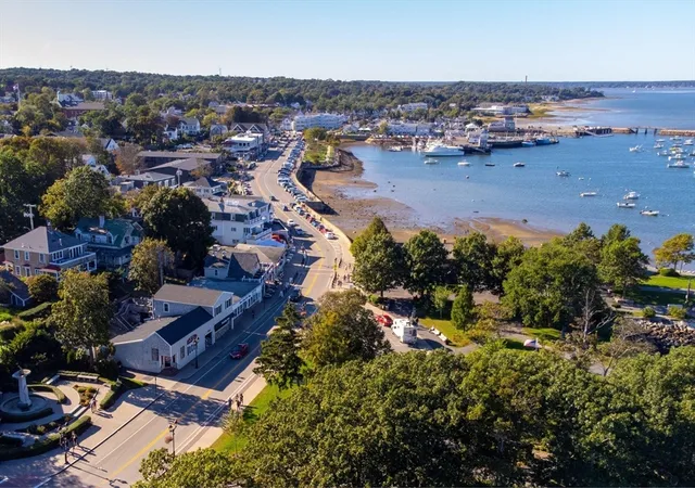 Listing Photo 5 - Condo for sale in building located at 39 Keyhole Cir, Plymouth, MA 02360 - Unit #32-1