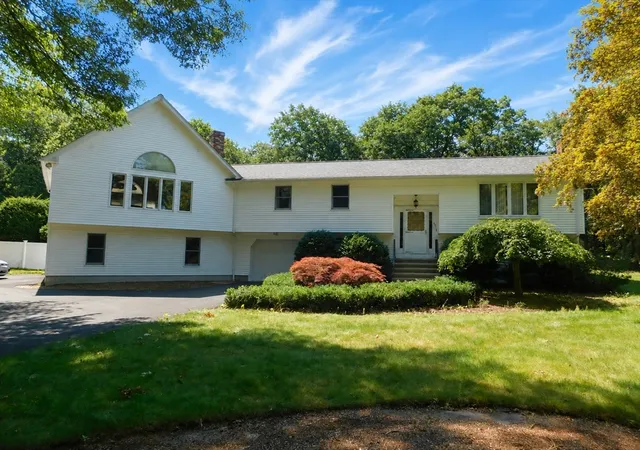 1st image of 621 Marshall St, Holliston, MA 01746 | MLS# 73558504