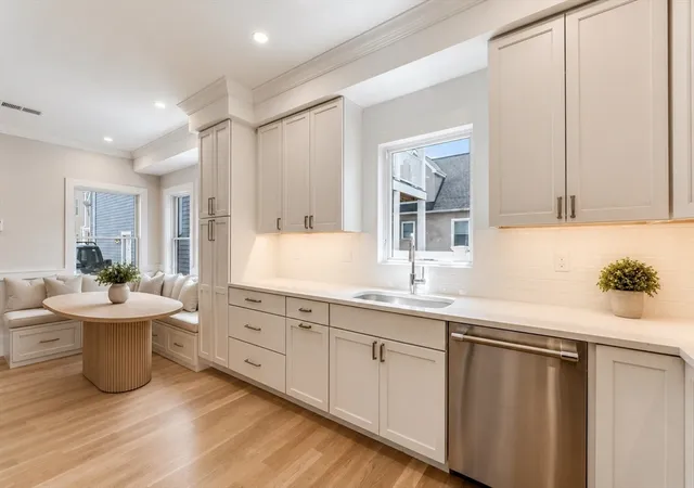 Listing Photo 4 - Condo for sale in building located at 147 W 8th St, Boston, MA 02127 - Unit #147