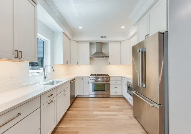 Listing Photo 5 - Condo for sale in building located at 147 W 8th St, Boston, MA 02127 - Unit #147