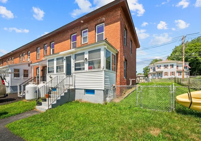 Photo 3 of Single family home for sale at 2271 Main St, West Warren, MA 01092 | MLS# 73561109 | Listing updated on 2026-08-25