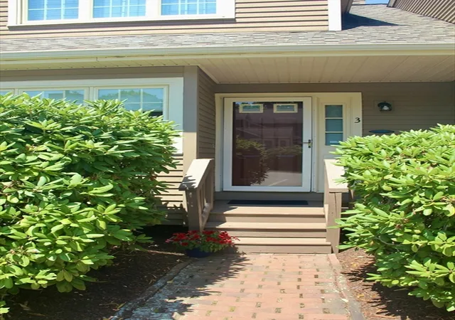 2nd image of 3 Doyle Lane #3, Hopkinton, MA 01748 | MLS# 73549447