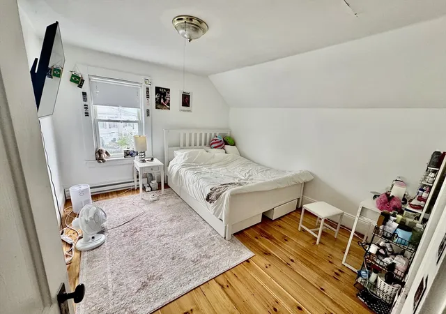 10th image of 225 White St, Lowell, MA 01854 | MLS# 73528715