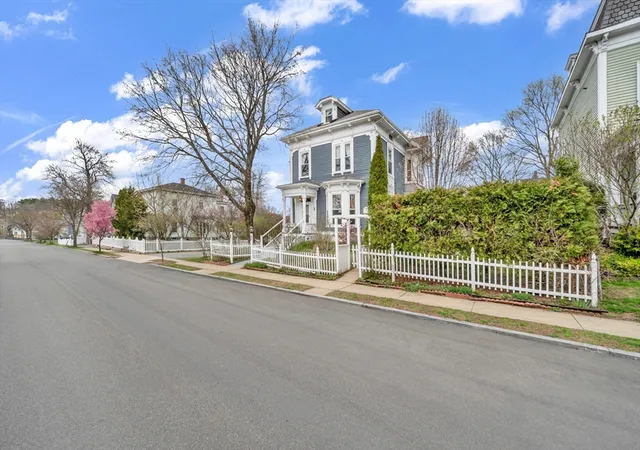 2nd image of 47 Highland Ave, Haverhill, MA 01830 | MLS# 73509166