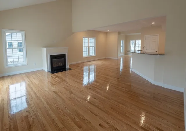 Homes for sale in Uxbridge, MA | 19D Crownshield #19D, Uxbridge, MA 01569 | MLS# 73546392