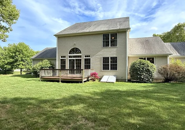 Listing Photo 2 - Condo for sale in building located at 3 Harborlight Cir, Plymouth, MA 02360 - Unit #3