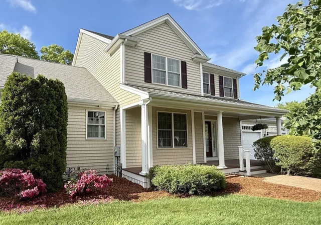 Listing Photo 1 - Condo for sale in building located at 3 Harborlight Cir, Plymouth, MA 02360 - Unit #3